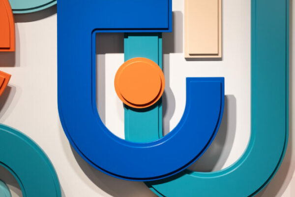 LinkedIn Seek Design 2025-70 signalétique installation murale linkedin